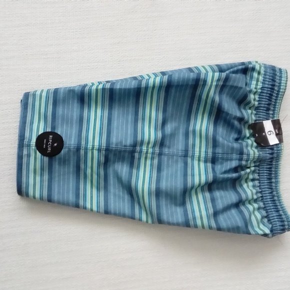 Rip Curl Ramps NR Volley Shorts Little Boys - Picture 3 of 8